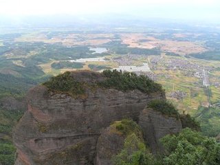 魯漕按行諸郡以所得江山之秀形之篇章燦然成