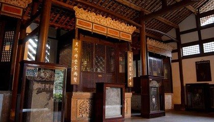 游道林寺四絕亭，觀宋杜詩版