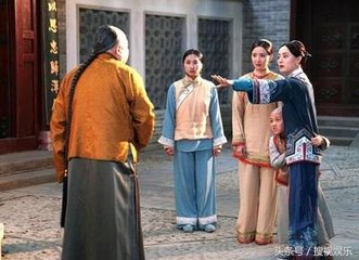 軾始于文登海上得白石數(shù)升如芡實(shí)可作枕聞梅