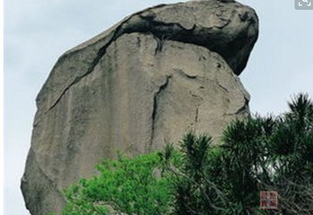 自昌化雙溪館下步尋溪源，至治平寺，二首