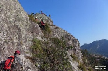 臘月中與韋戶曹游發(fā)生洞裴回之際見雙白蝙蝠…口號