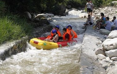 水急船行頗遲