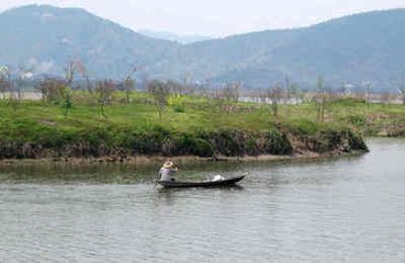 清明過(guò)下渚湖