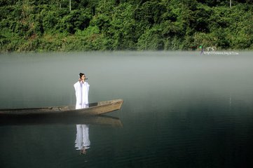 鷓鴣天 同上