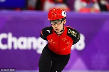 平昌得右武家絕決詞示長卿各哽泣不能讀起罷