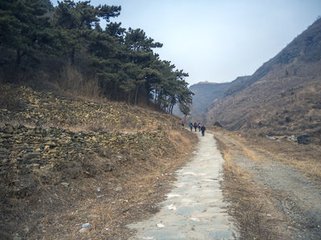 送元道人還水西寺