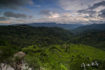 雨后見月