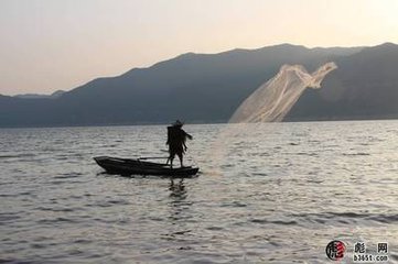 鷓鴣天（與魯卿晚雨泛舟出西郭，用煙波定韻）